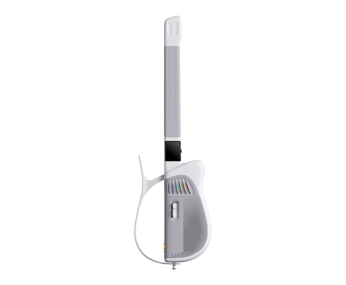 Pearl White · Front view